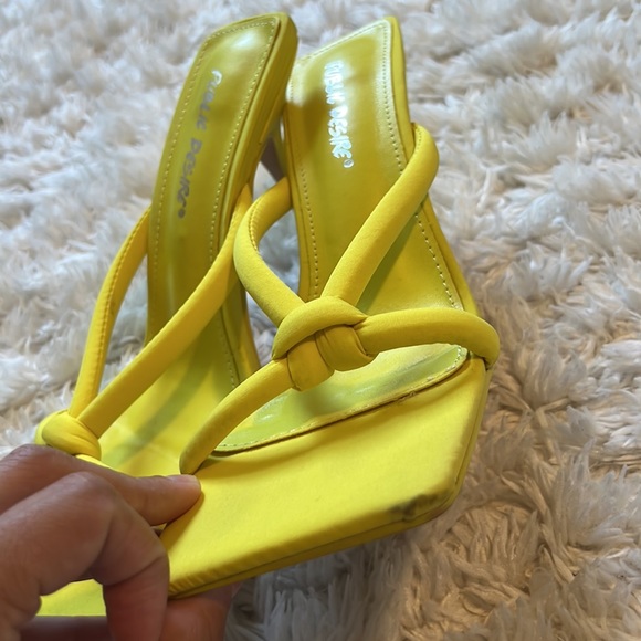 ASOS Yellow Knotted Sandals - Picture 12 of 16